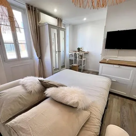 Studio 2 Neuf A 100M Des Plages Et De La Gare Saint-Raphaël Extérieur photo