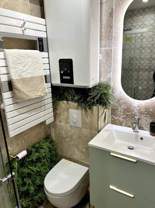 2 Neuf A 100m Des Plages Et De La Gare Apartment Saint-Raphael (Var)