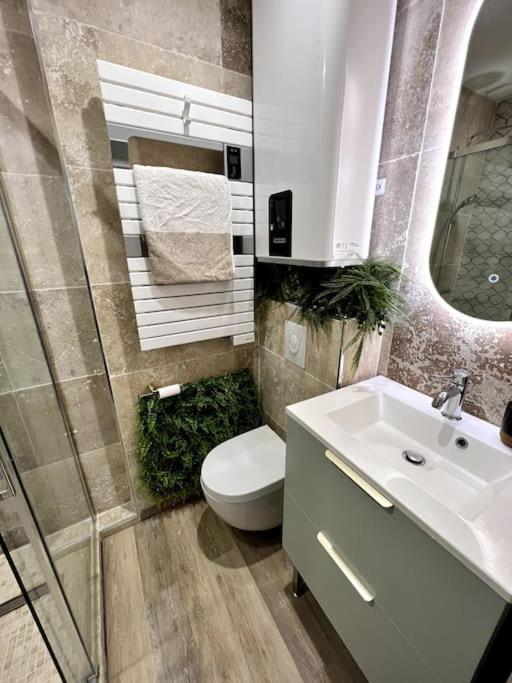 Apartment 2 Neuf A 100m Des Plages Et De La Gare